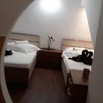 Casa Silvia Casa de hóspedes 2*