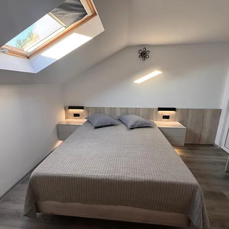 Casa Silvia Konukevi 2*