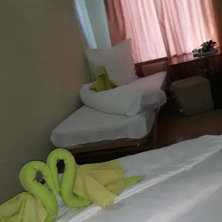 Konukevi Casa Silvia 2*